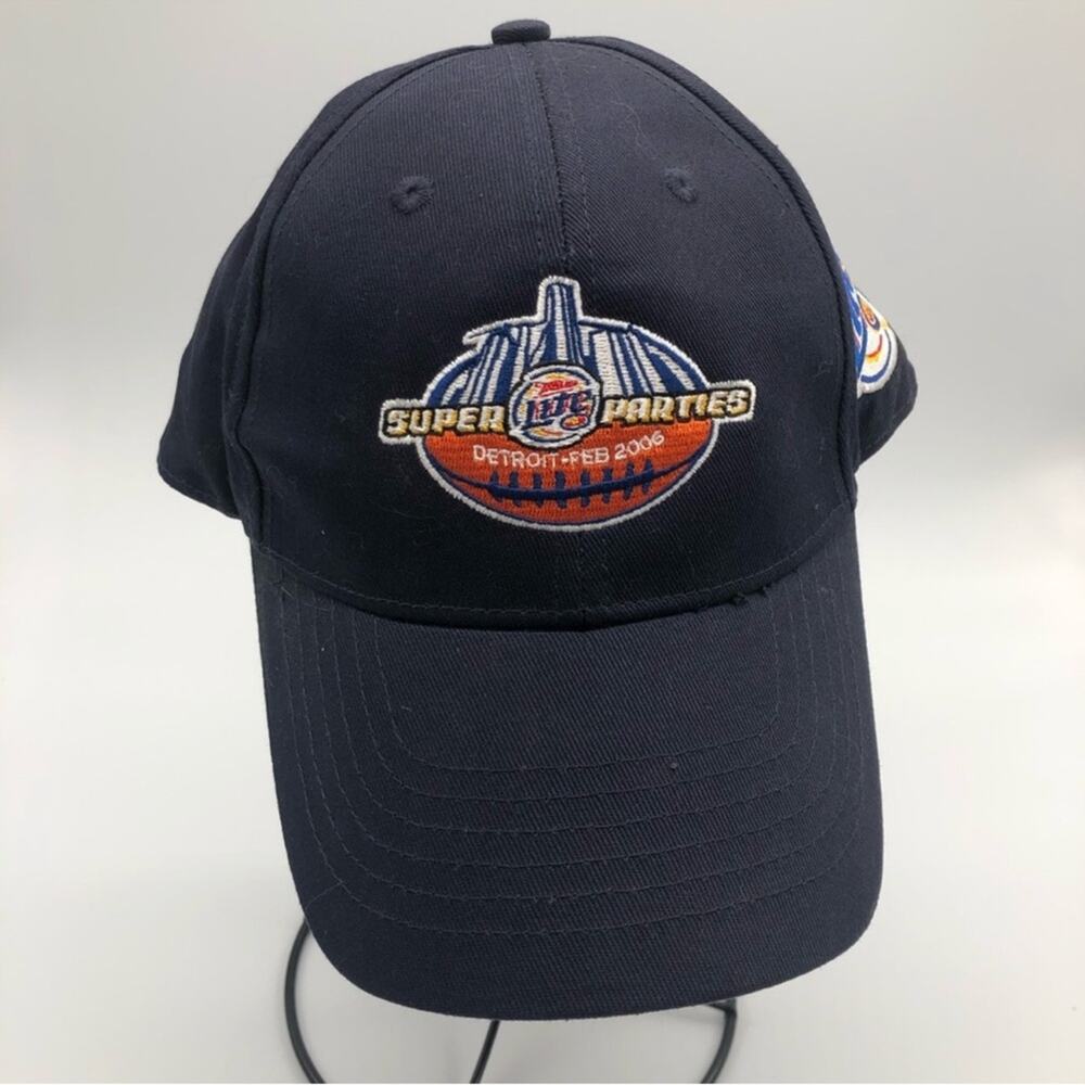 Miller Lite, Super Parties, Detroit Feb 2006 Hat. In excellent condition!
